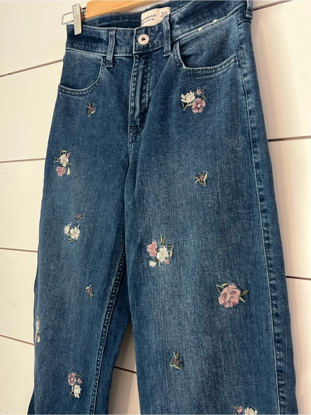 abercrombie kids High Rise Wide Leg Jeans‎ with Floral Embroidery